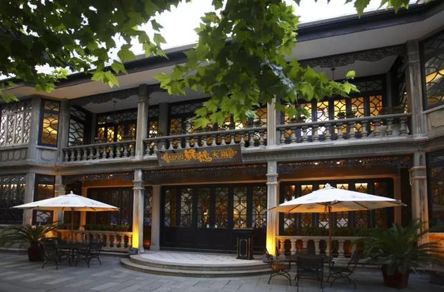上海鍋德火鍋新天地店一夜人去樓空，又一家高端餐飲關門！